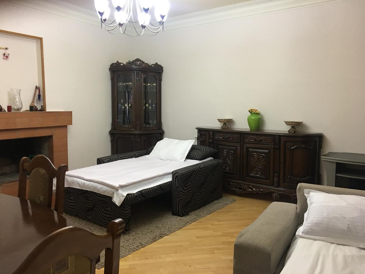 Guesthouse Zeinabi Tbilisi Ngoại thất bức ảnh