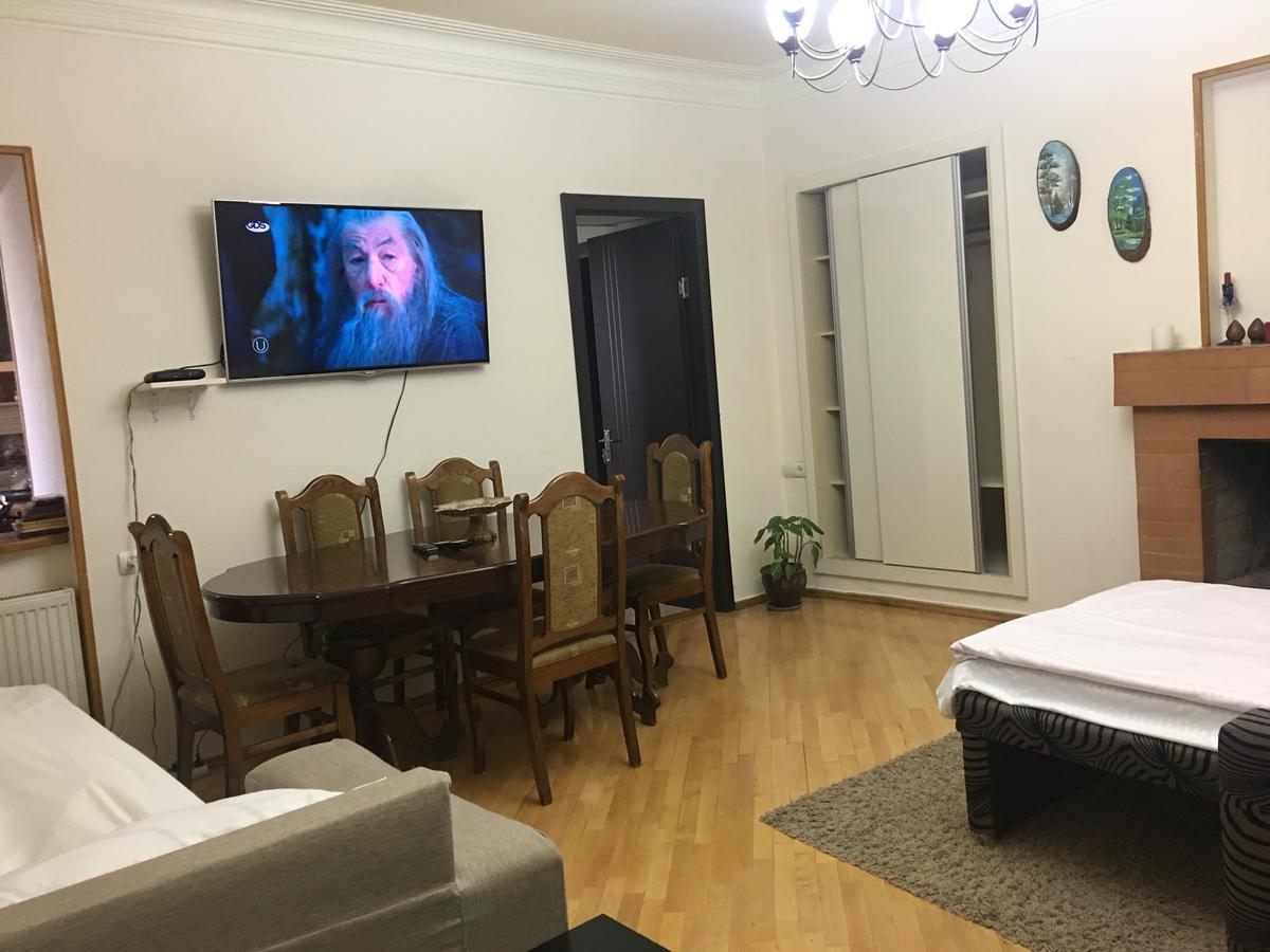 Guesthouse Zeinabi Tbilisi Ngoại thất bức ảnh