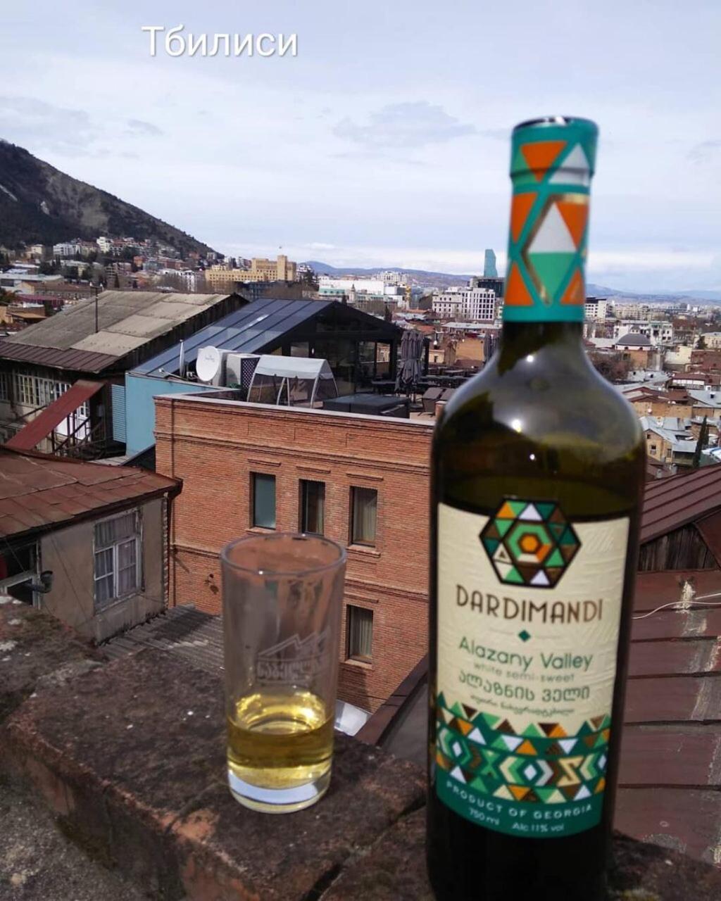 Guesthouse Zeinabi Tbilisi Ngoại thất bức ảnh